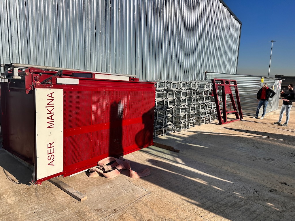 Personel ve Yük Asansörü - 1