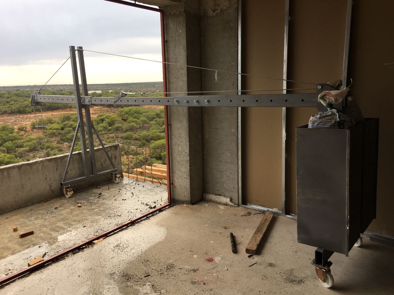 Electric Suspended Scaffold - 11